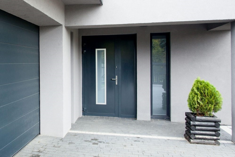 aluminium entrance door 