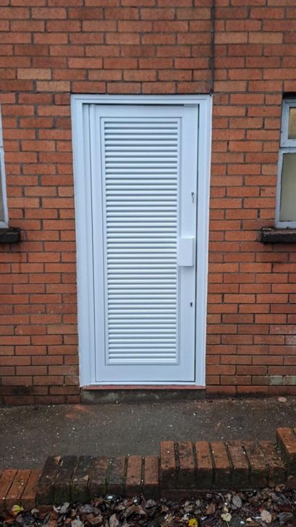 Commercial aluminium door